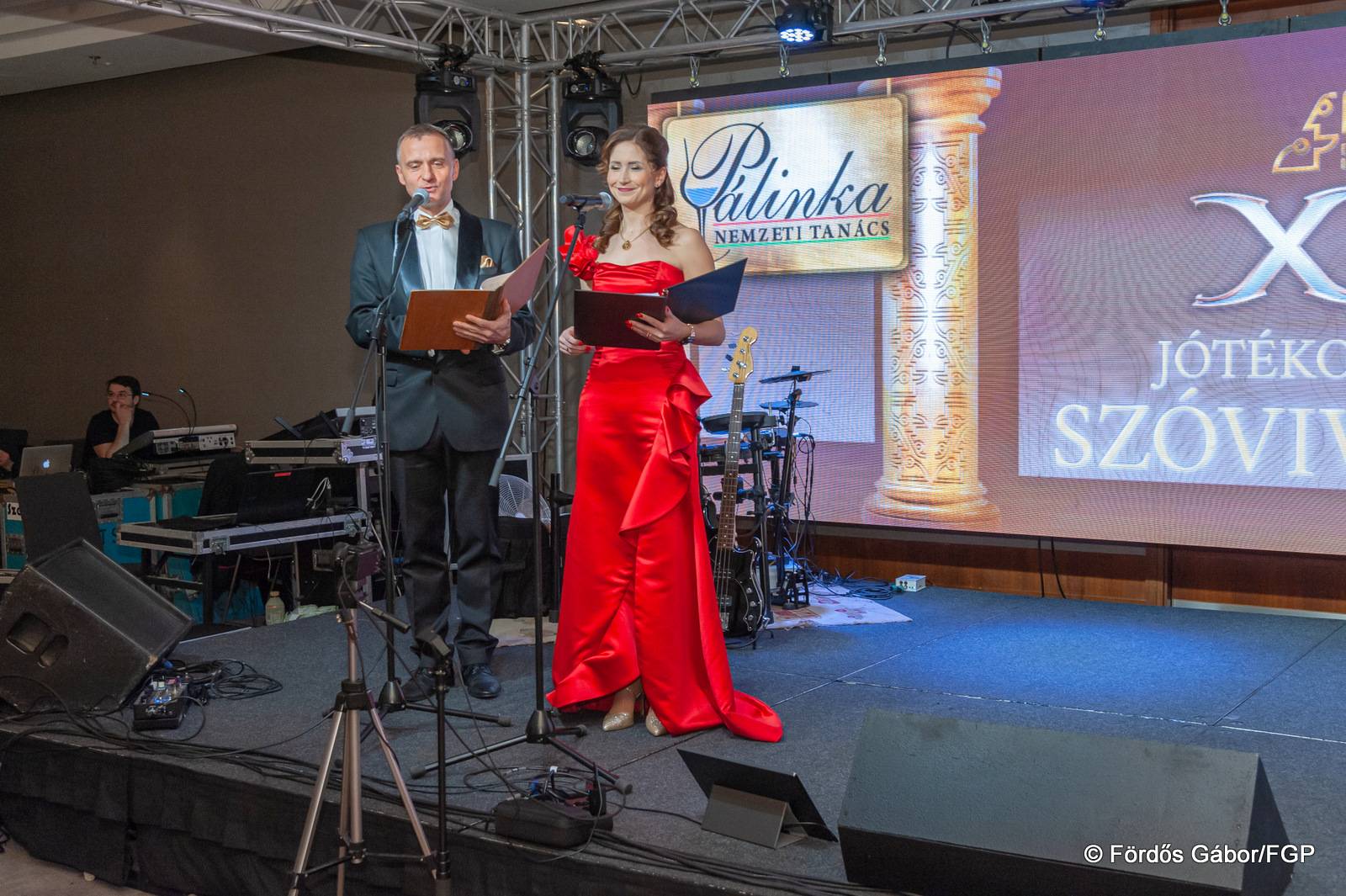 musorvezeto-konferanszie-anikonf-budapest-szovivok-balja-009